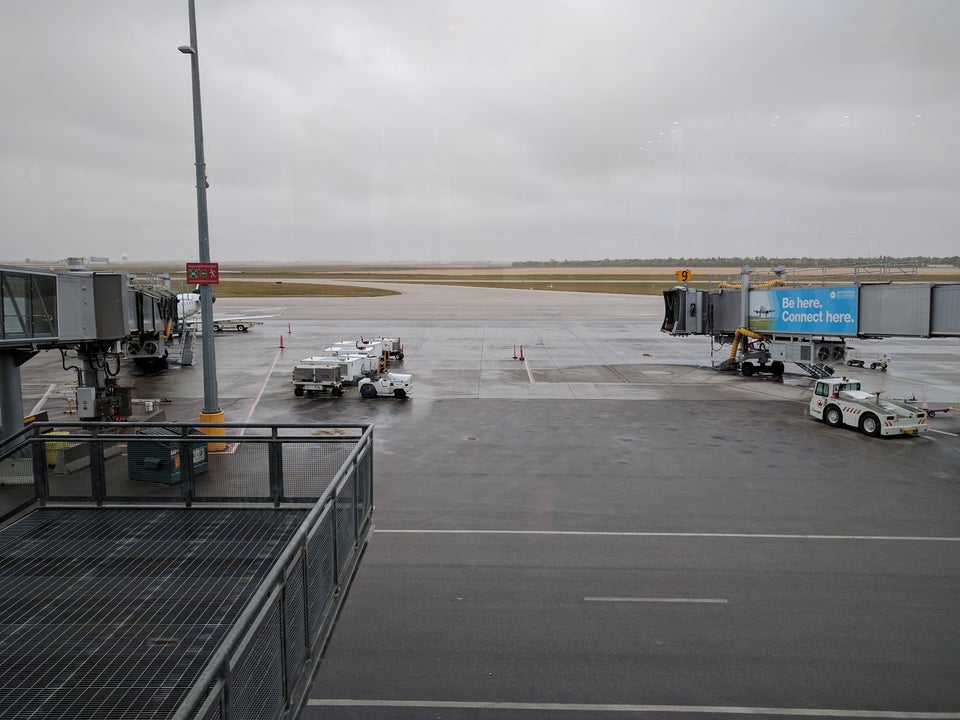 Content image for Transportation from Winnipeg to YWG Airport: Your Choices Explained